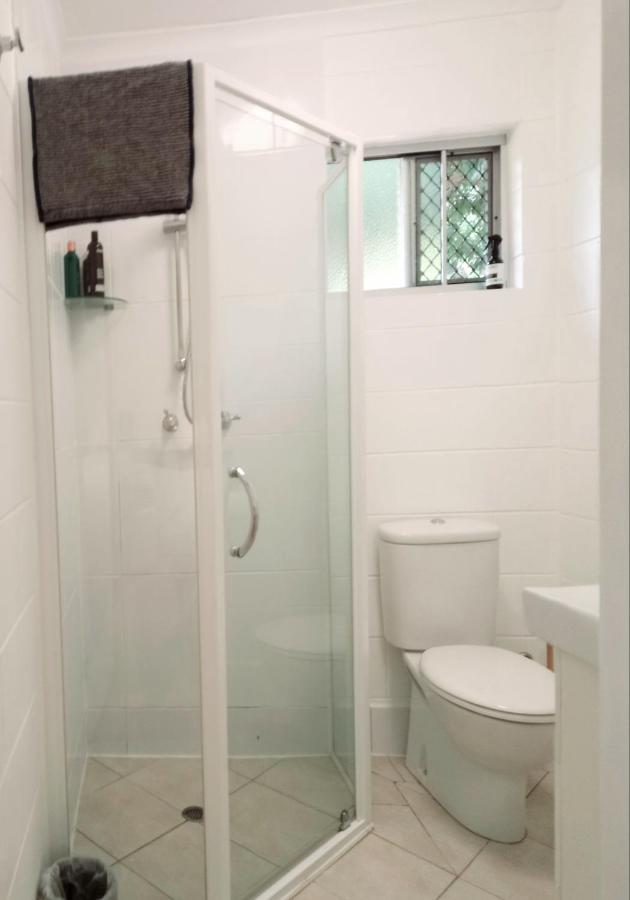 J & Ella'S Holiday House - 2 Bedroom, 2 Bathroom Home Cooktown Exterior photo