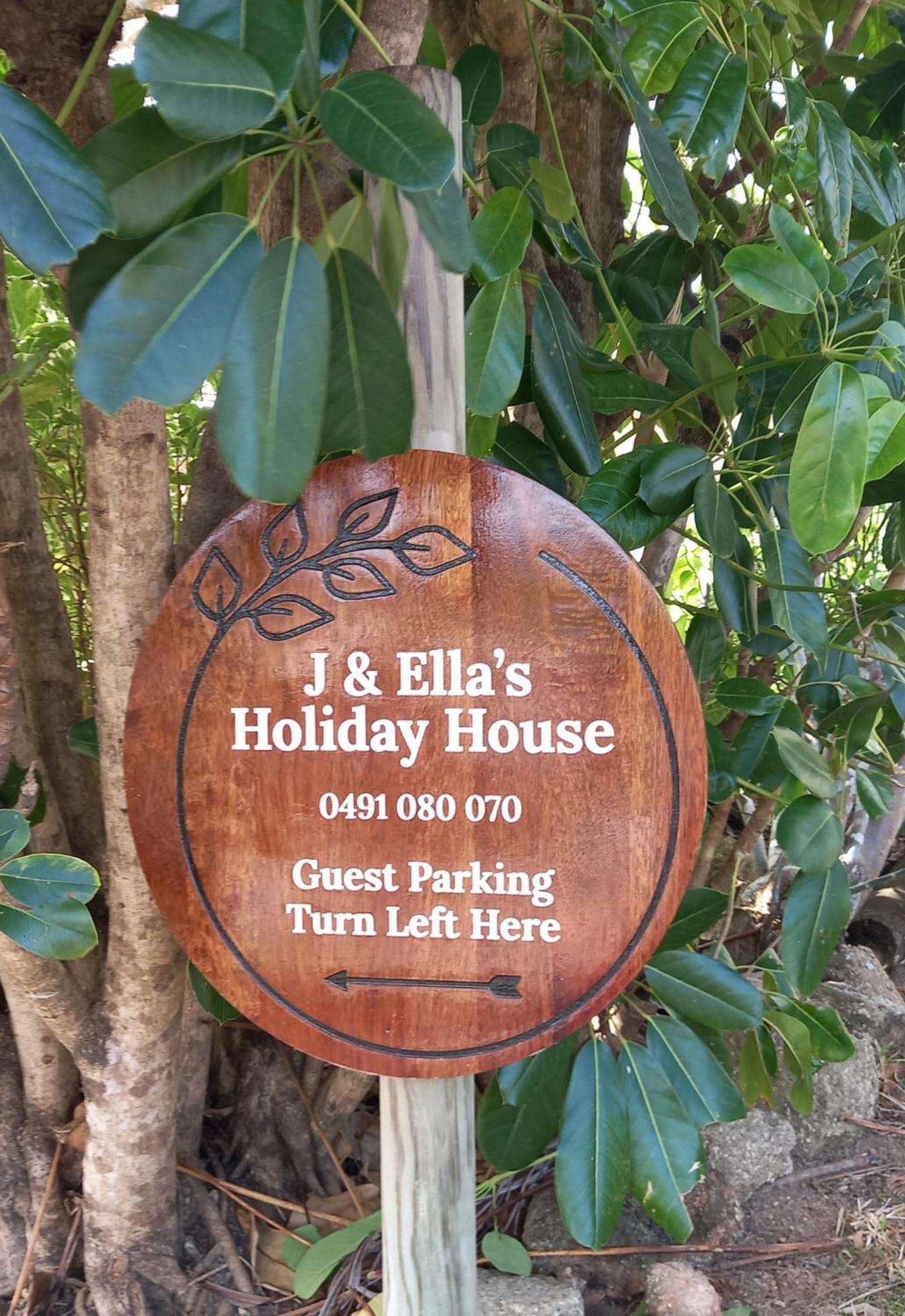 J & Ella'S Holiday House - 2 Bedroom, 2 Bathroom Home Cooktown Exterior photo